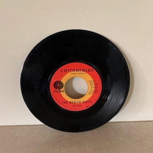 vintage 45 vinyl record, 45 records, 45 vinyl, vintage records, old records, records vinyl, 1970s vintage, vinyl records, 45 rpm records