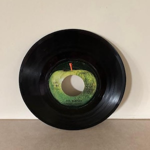 vintage 45 vinyl record, 45 records, 45 vinyl, vintage records, old records, records vinyl, 1970s vintage, vinyl records, 45 rpm records