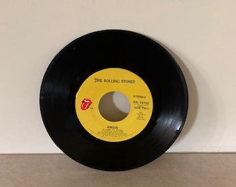 vintage 45 vinyl record, 45 records, 45 vinyl, vintage records, old records, records vinyl, 1970s vintage, vinyl records, 45 rpm records