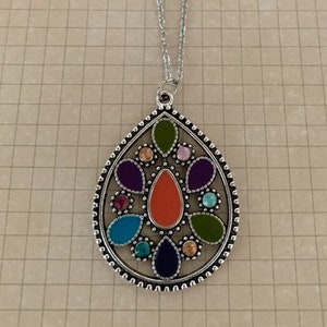 multi color necklace, colorful necklace, colorful jewelry, colorful pendant, multi stone necklace, mixed color necklace, necklace colorful