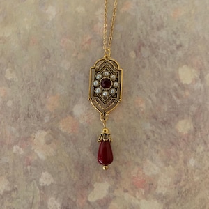 antique gold, pearl & red stone necklace, victorian necklace, gold pearl necklace, victorian pendant, vintage look jewelry, pearl necklace