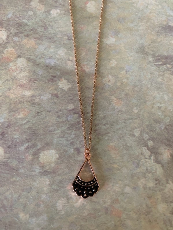 Rose gold and black necklace best sale