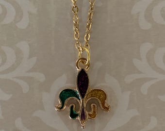 fleur de lis necklace, fleur de lis jewelry, fleur de lis pendant, mardi gras necklace, mardi gras pendant, mardi gras jewelry, french gifts
