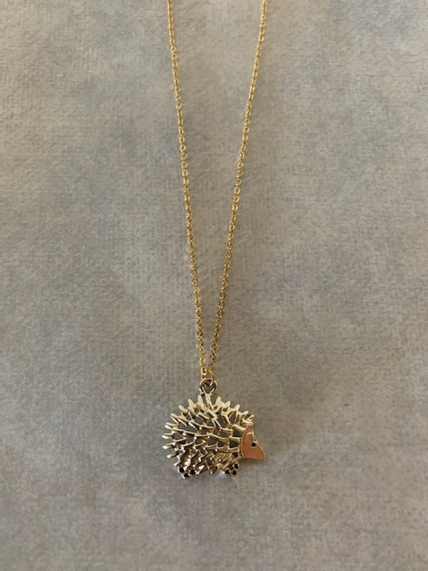 Hedgehog necklace gold discount