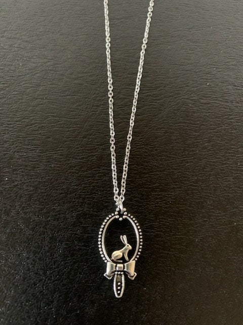 ●VVV● Mini Rabbit Star Mix Bead Necklace 23FWNK088MXF Rabbit Mirror Frame Necklace, Rabbit Necklace, Rabbit