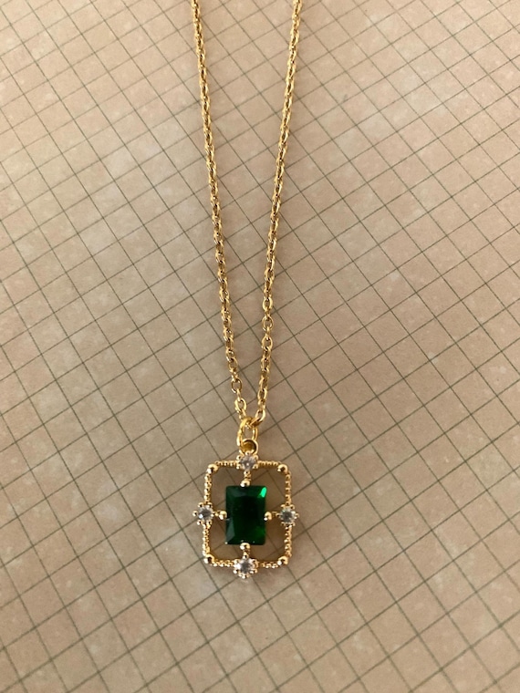 Green Emerald Heart Pendant Necklace - The M Jewelers