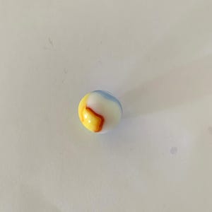 1 vintage opaque marble with heart, antique marbles, vintage marbles, old marbles, marbles vintage, marbles, collector marble, blue marble
