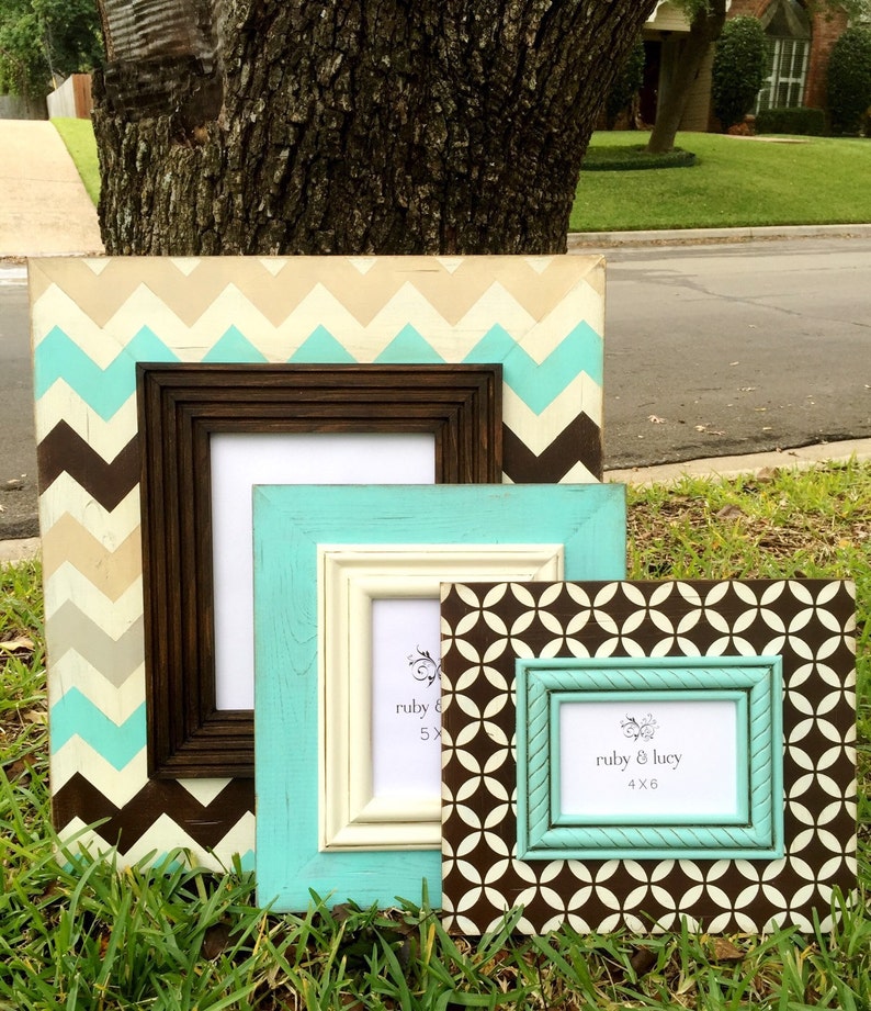 Distressed Wood Picture Frame Set Of Three Chevron Solid Distressed Wood Picture Frame Set Of Three Chevron Solid Nagoya Pattern 8x10