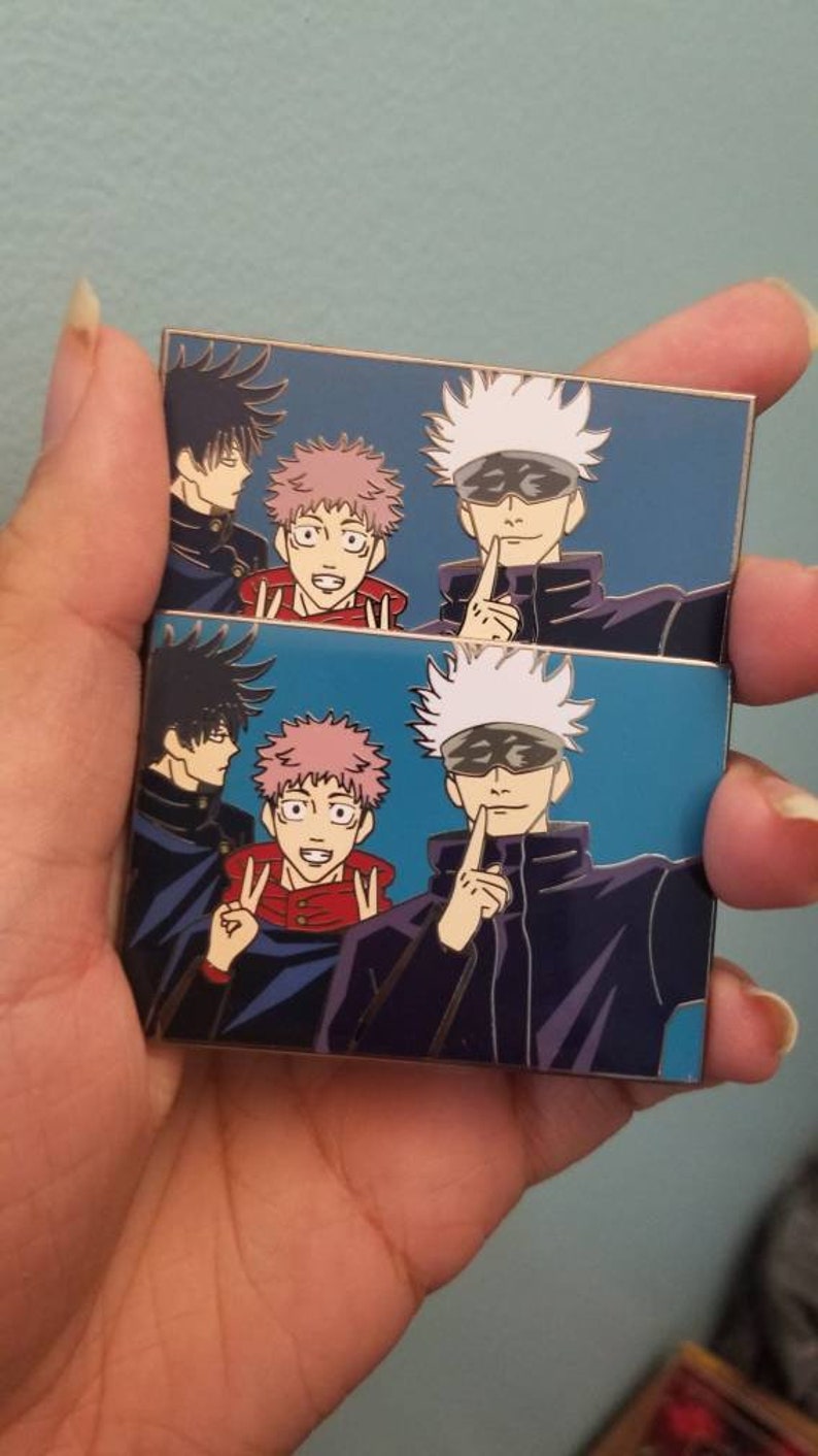 Sorcerers Enamel in hands