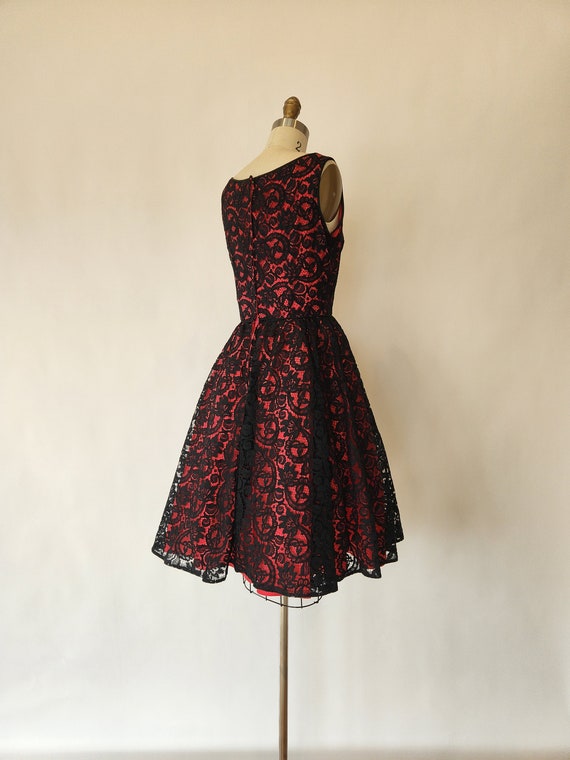 vintage 1950s red satin and black lace fit and fl… - image 6
