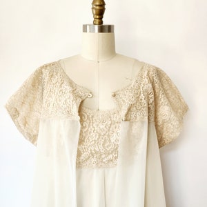 vintage mid-century 1950s lace peignoir nightgown / vintage bridal lingerie - medium
