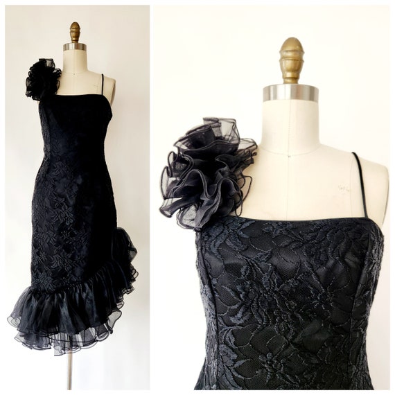 vintage 1980s black lace dress with ruffles - smal