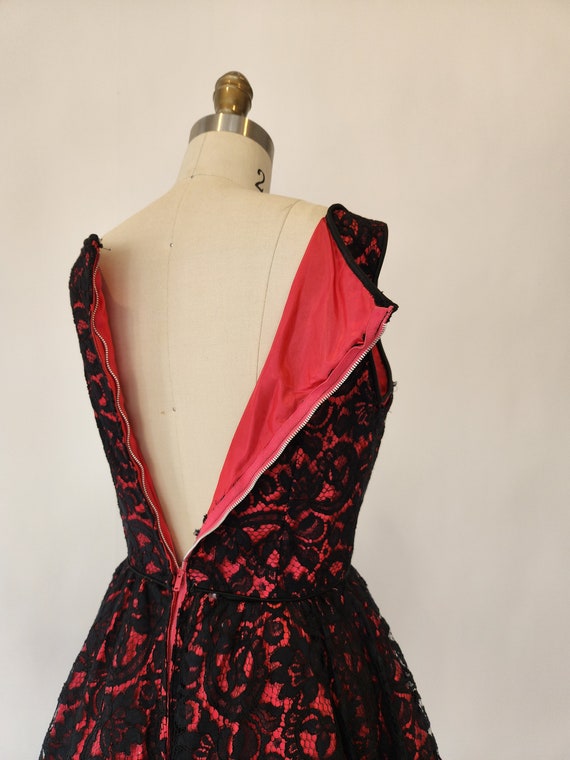 vintage 1950s red satin and black lace fit and fl… - image 7