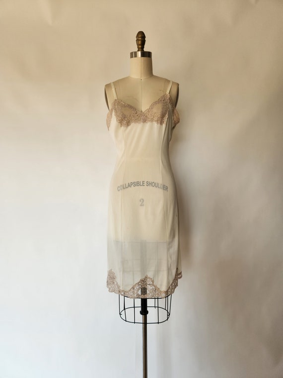 1950's beige lace lingerie slip women's underwear… - image 2