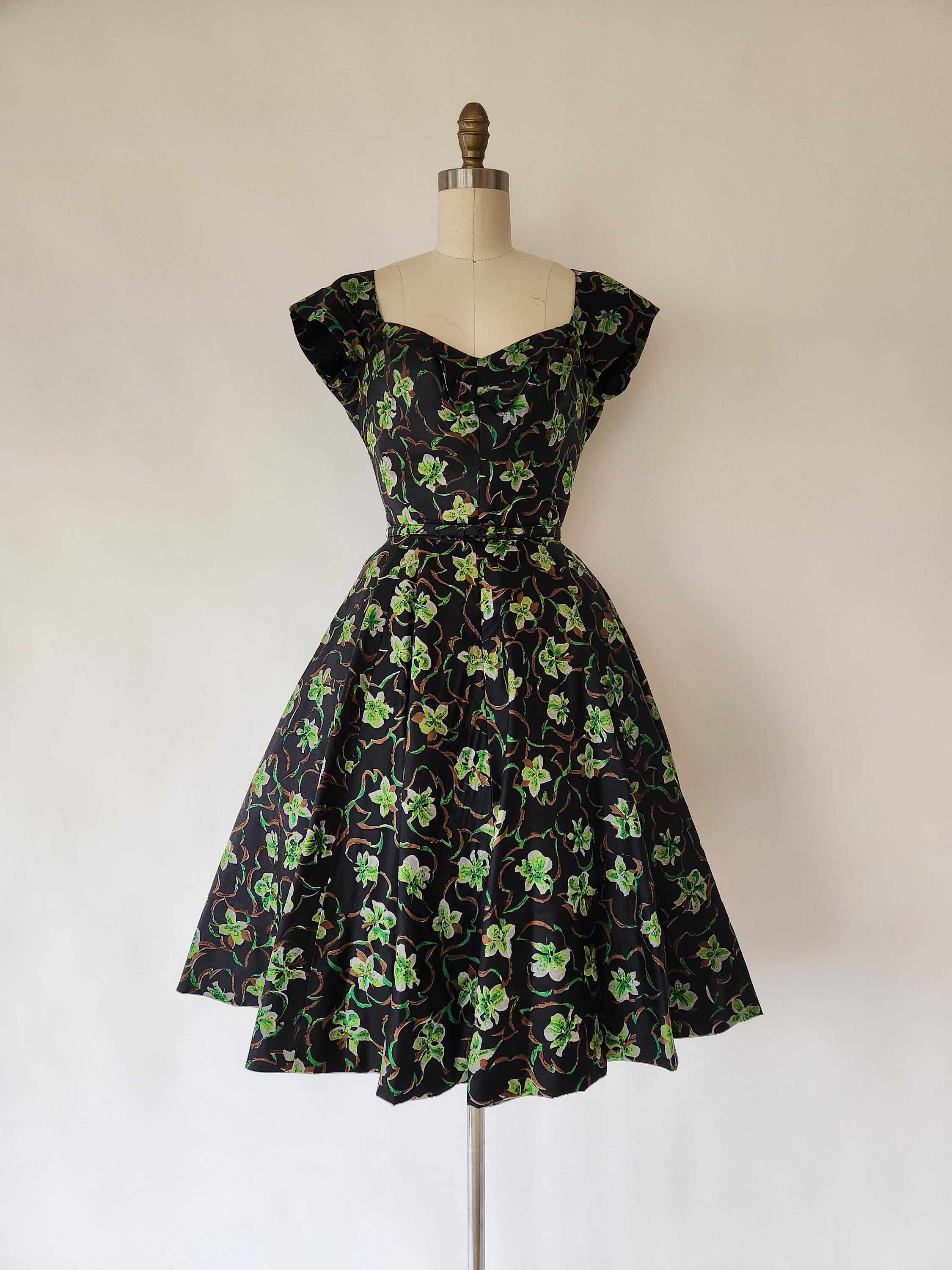 Vintage 1950s Black and Green Floral Fit and Flare Party Dress - Small -  Etsy
