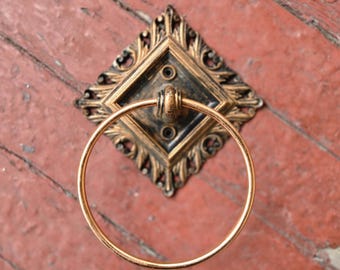 Vintage 1965 Syroco Coppercraft Guild Towel Ring
