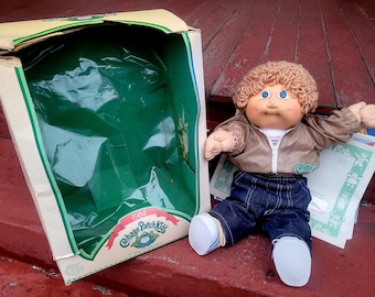 1984 Cabbage Patch Kid w Certificate and Box