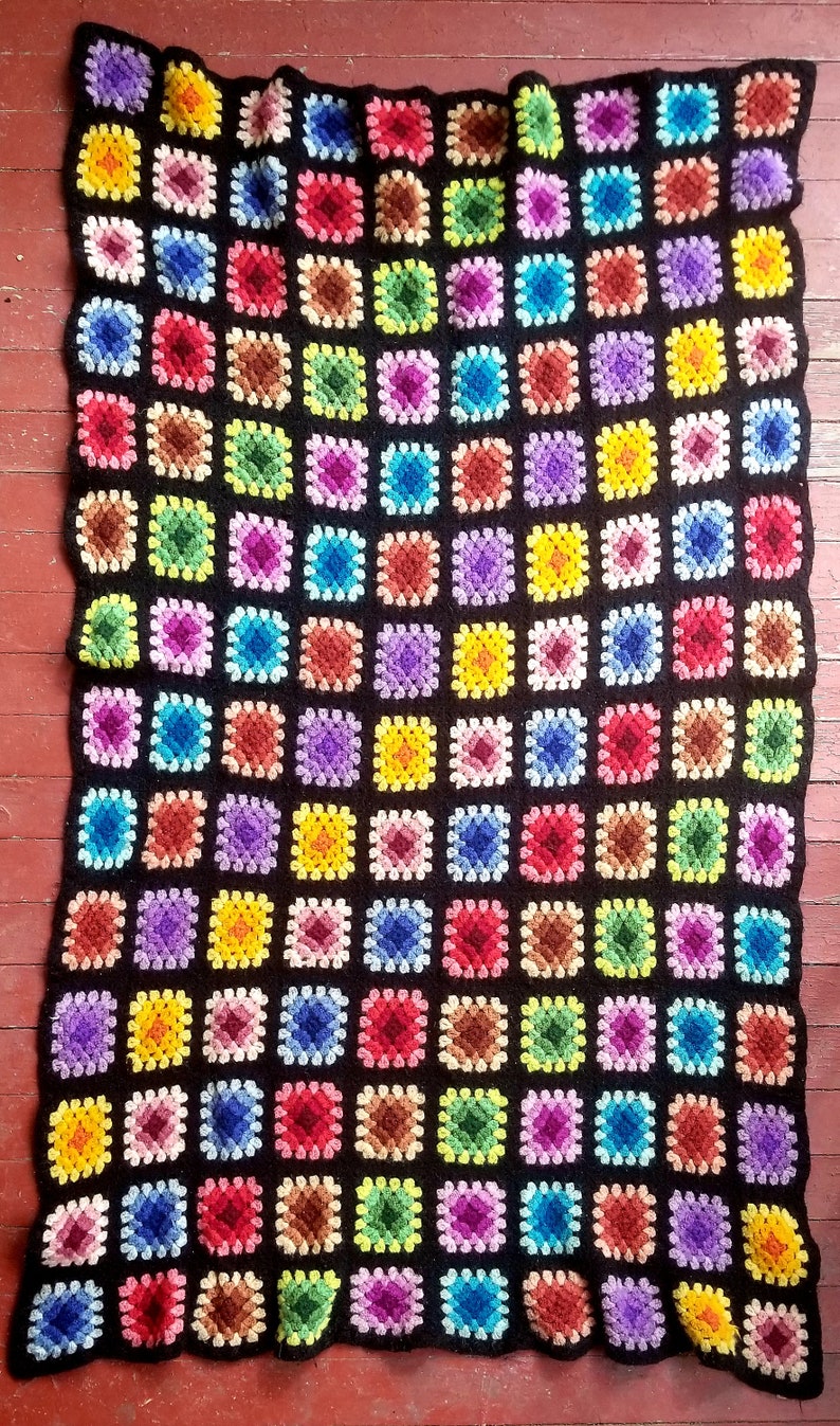 6/' x 3.5/' Vintage Granny Square Afghan