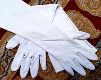 1950's Size 6.5 Wear-Right Long White Gloves