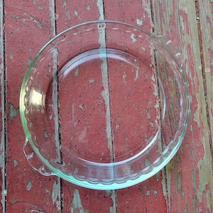 1960&#39;s 10&quot; Pyrex G-2 Pie Dish #229
