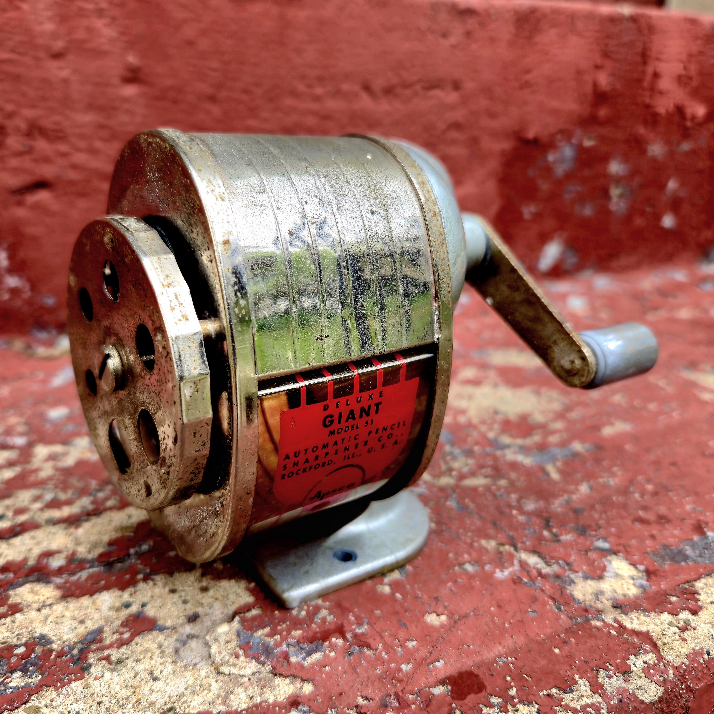 Vintage pencil sharpener - Etsy 日本