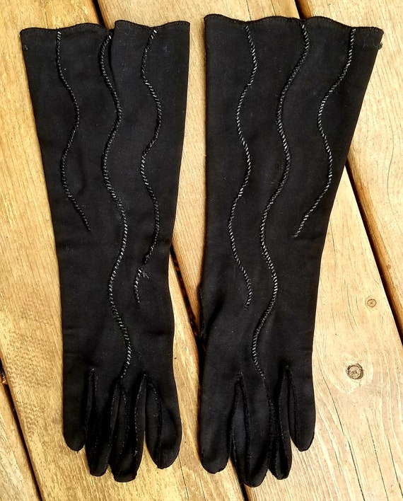 13" Long Sz 6.5 Crescendoe Beaded Gloves - 1950's - image 2