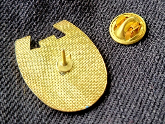 70's Horseshoe / Gambling Good Luck Lapel Pin - image 3