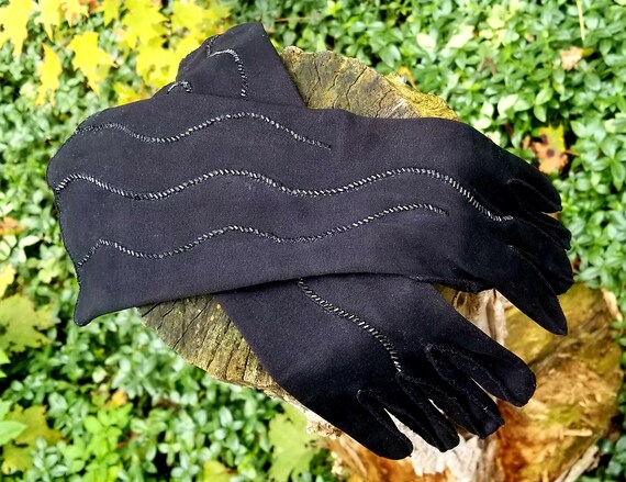 13" Long Sz 6.5 Crescendoe Beaded Gloves - 1950's - image 1