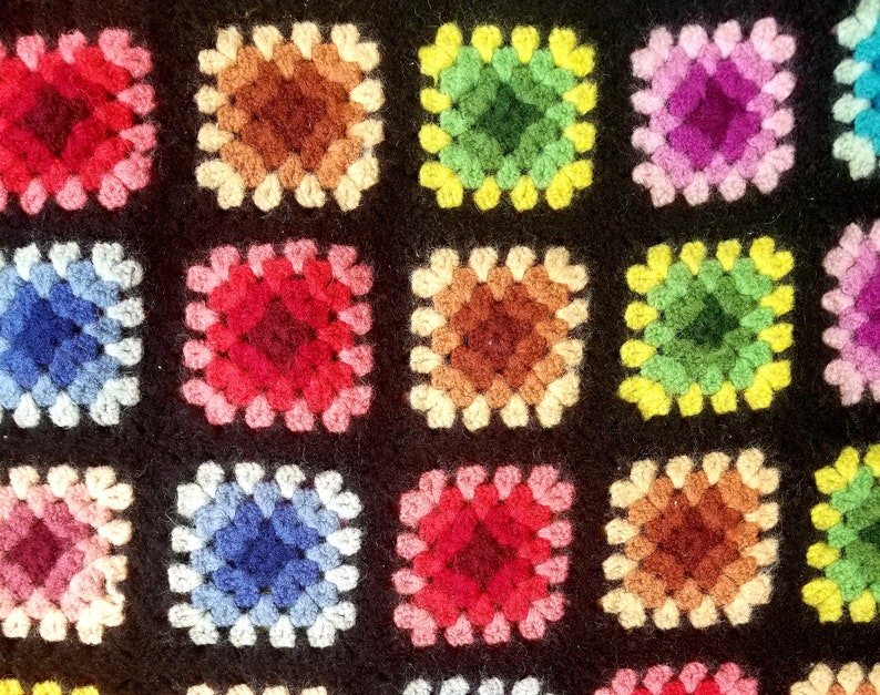 6/' x 3.5/' Vintage Granny Square Afghan