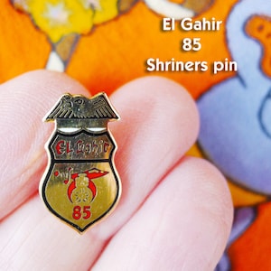 Shriners Pin, Vintage Freemason Shriner Pin, El Gahir 1985, Fez Emblem, Shriners Crescent & Scimitar, Shriners Collectible, Vintage Jewelry