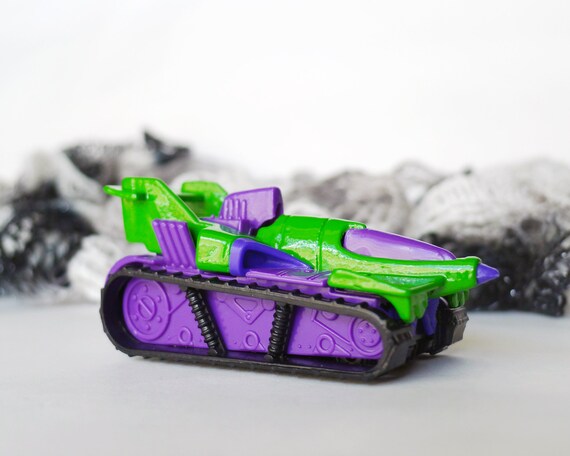 hot wheels zoom in green
