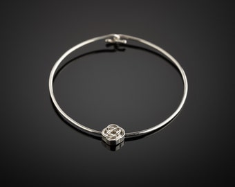 Pulsera de nudo celta de plata de ley: joyería irlandesa hecha a mano