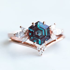 Alexandrite engagement ring set, Hexagon alexandrite w/ side diamonds or moissanites, Unique ring set