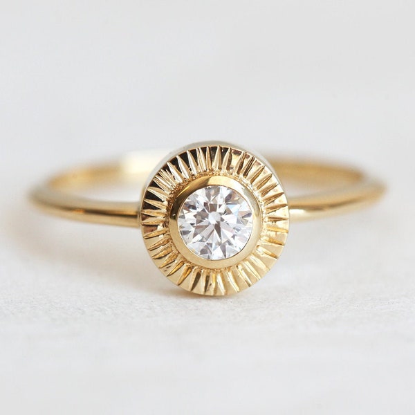 Sun Diamond Ring, Solitaire Diamond Ring, Round Diamond Engagement Ring, 14k Solid Gold