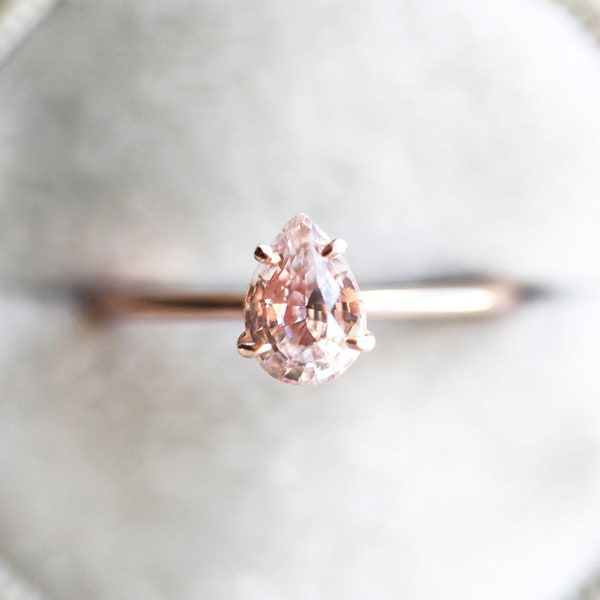 Peach Sapphire ring, Peach Pink Sapphire Engagement Ring. Color change sapphire ring, Rose Gold Engagement Ring