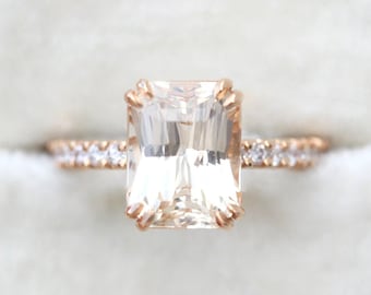 Blush Sapphire Ring, 4ct Peach Champagne Sapphire, Unique Engagement Ring Anniversary ring, Rose Gold Sapphire Ring