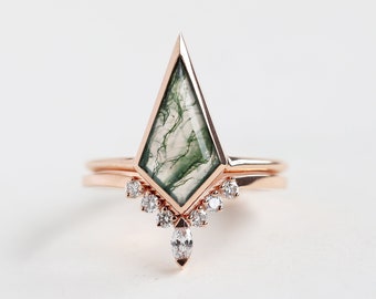 READY TO SHIP -  Kite moss agate ring set with matching diamond band 14k rose