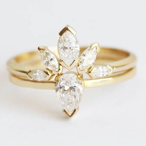 Diamond engagement ring set, 0.3ct pear cut solitaire, Curved marquise crown, GIA bridal wedding set