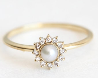 Gold Pearl Ring, Halo Diamond Pearl Ring, 14k Freshwater Pearl Ring, 18k Gold Ring