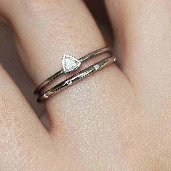Delicate Diamond Ring Set, Wedding Ring Set, Trillion Diamond Ring, Diamond Wedding Ring Set, Diamond Engagement Ring, Triangle Diamond Ring