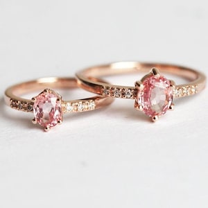 Rose Gold Sapphire Ring, Peach Pink Sapphire Ring, Oval Sapphire Ring, Diamond Sapphire Ring, Sapphire Diamond Band, Minimalvs