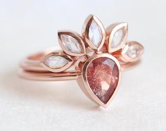 Sunstone ring set, Oregon sunstone engagement ring, Moonstone wedding band, Rose gold pear ring set