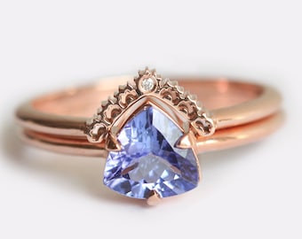 Trillion Tanzanite Ring, Tanzanite Engagement Ring / Lace Band with Diamond, Violet Engagement Ring Set by Minimalvs