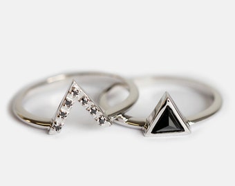 Black diamond ring set, Geometric engagement set, Bezel triangle wedding set, White gold ring set