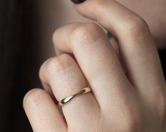 Yellow Gold Wedding Ring, Gold Womens Wedding Band, Simple Gold Band, Twisted Band, Simple Gold Ring, 14k Solid Gold