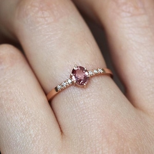 Padparadscha Sapphire Ring Rose Gold, Peach Sapphire Ring With Diamonds, Simple Sapphire Ring