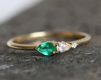 Gold Emerald Ring, Pear Emerald Diamod Ring, Delicate Diamond Engagement Ring