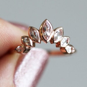 モルガナイトの結婚指輪、リーフの結婚指輪、花柄のモルガナイトリング、マーキスモルガナイトリング
