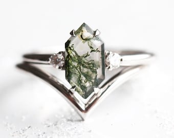 Moss agate engagement ring set, Green gemstone ring, Rustic diamond wedding set, Hexagon cut ring