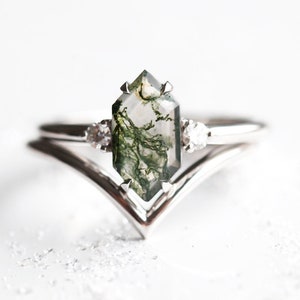 Moss agate engagement ring set, Green gemstone ring, Rustic diamond wedding set, Hexagon cut ring